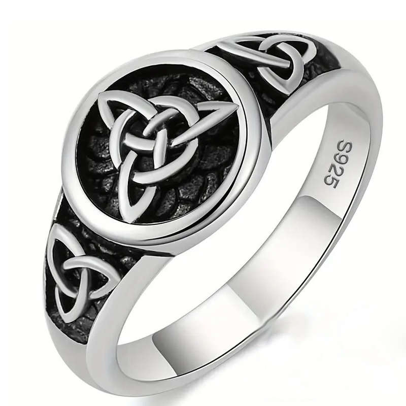 Vintage Trinity Celtic Knot Ring